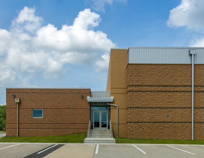 Jefferson HS Performing Arts Center by ebersoldt+associates